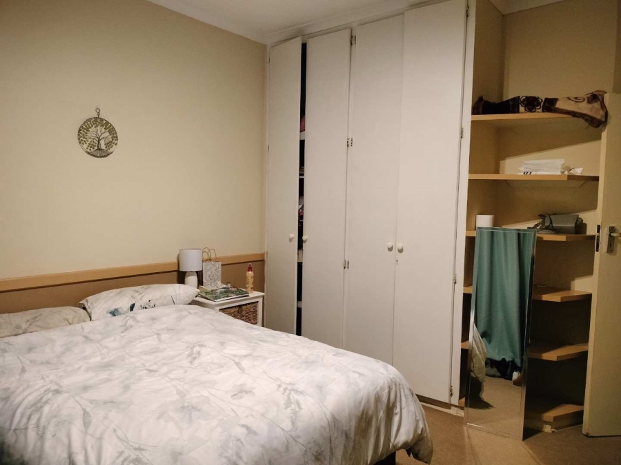 2 Bedroom Property for Sale in Langenhovenpark Free State